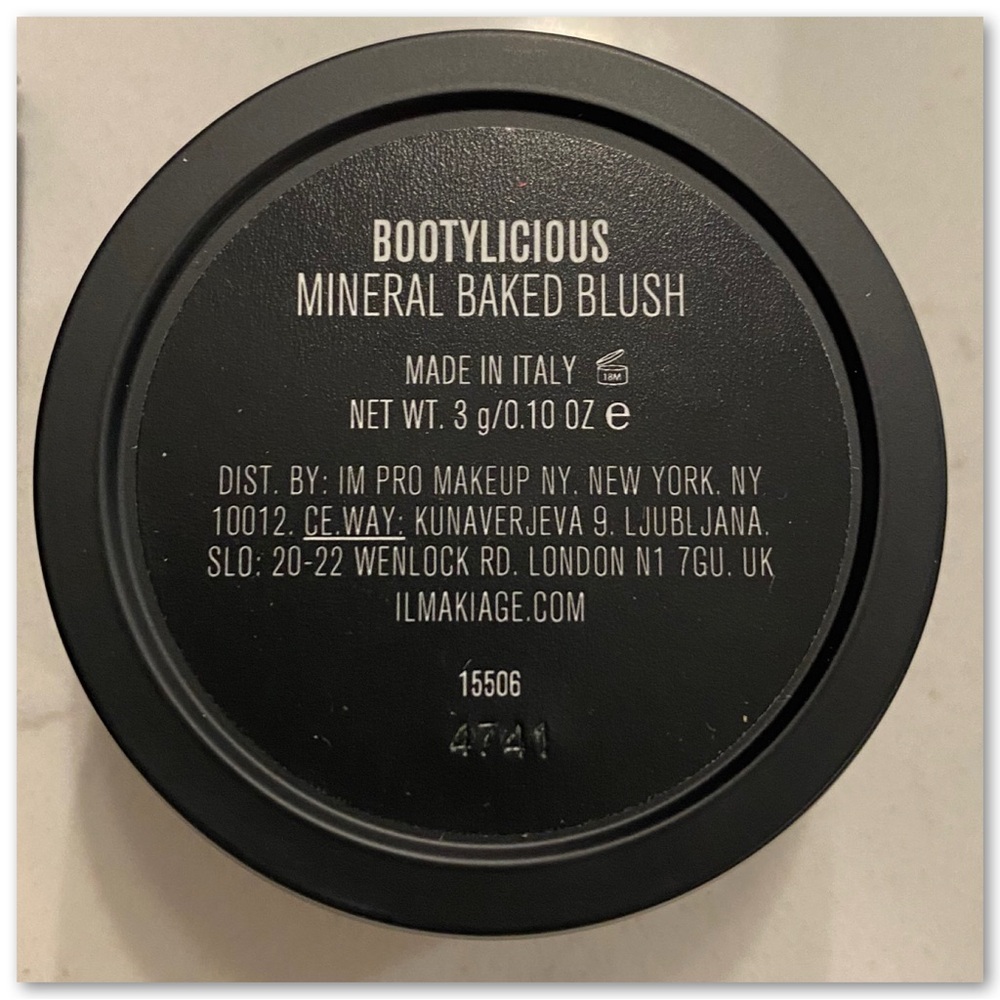 IL MAKIAGE Mineral Baked Blush – Bootylicious (New) - Picture 3 of 5